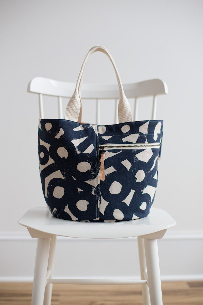 Noodlehead - Crescent Tote Pattern