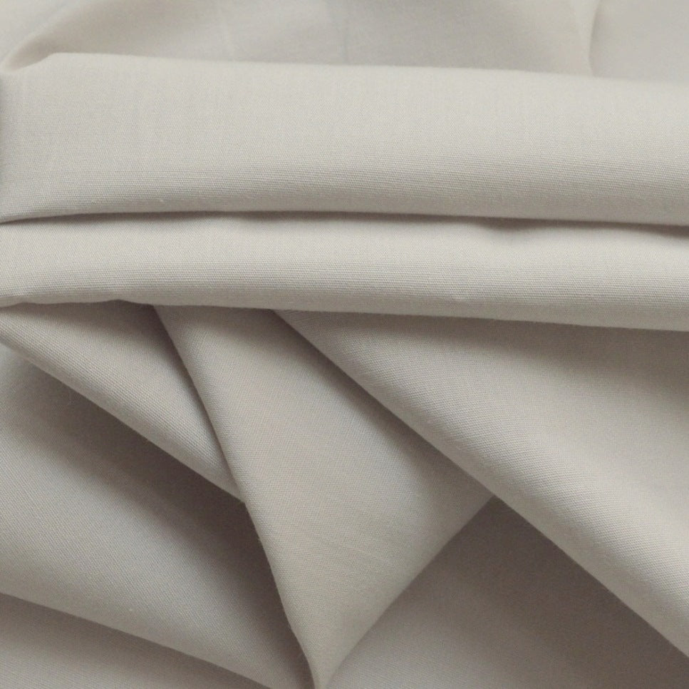 Remnant - Plain Dyed Cotton Poplin - Palest Grey - (1.75m)
