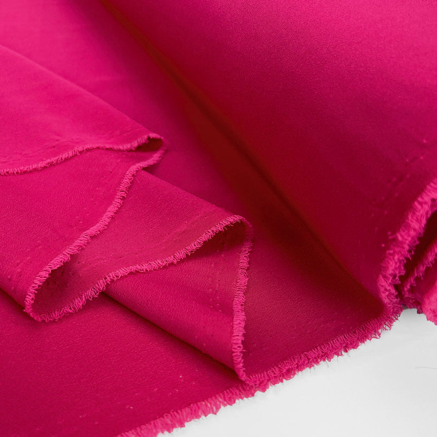 Landon Smooth Crepe - Cerise