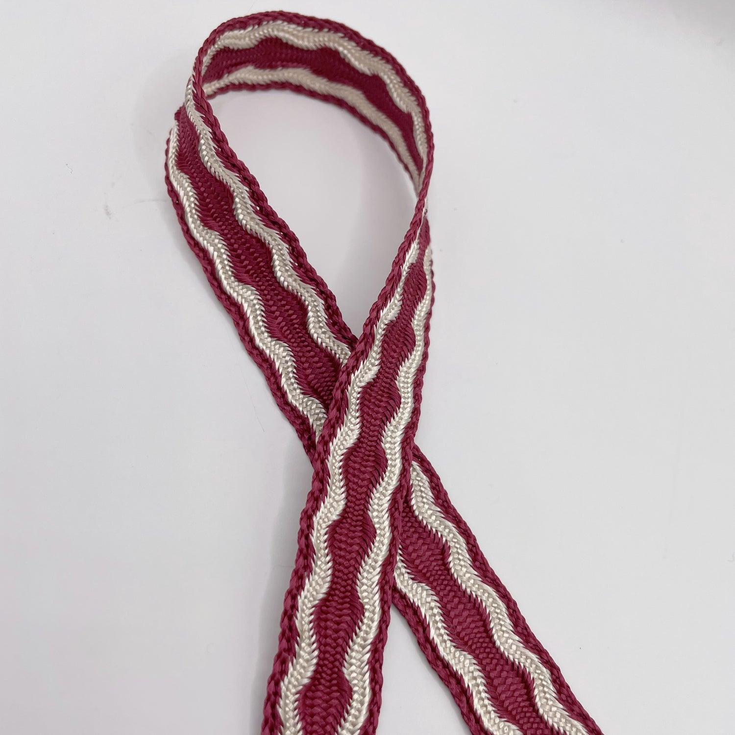 Polyester Patterned Trimming Edge Red White Twist