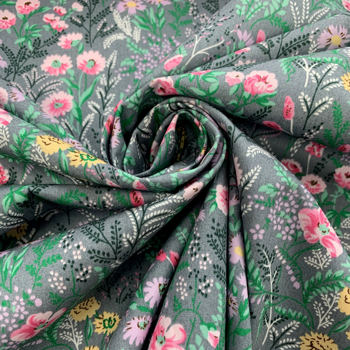 Poplin Print - La Belle - Grey