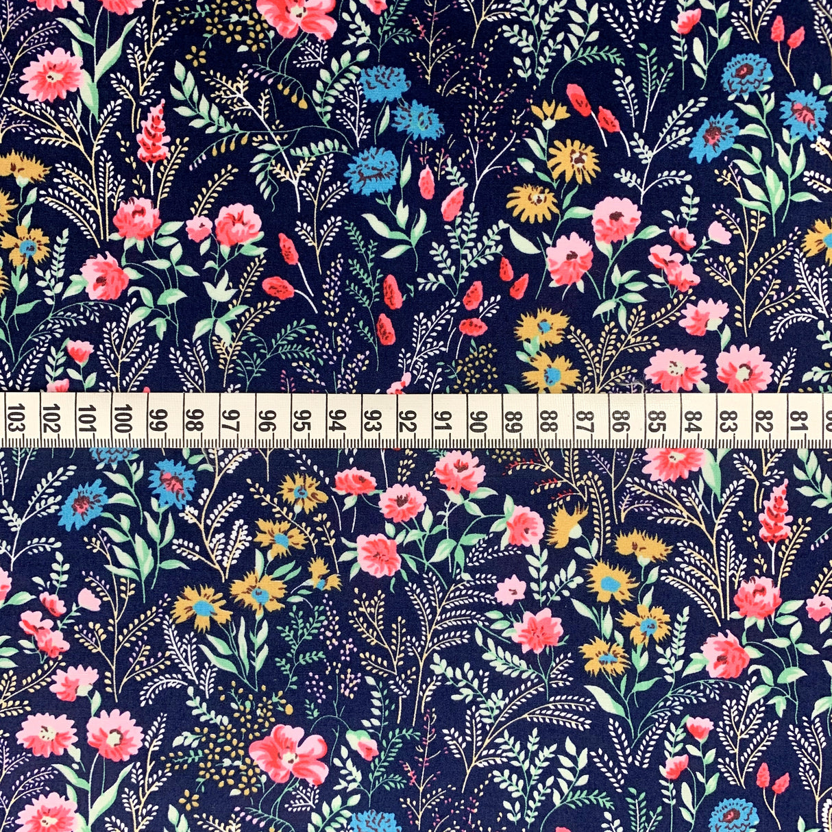 Poplin Print - La Belle - Navy