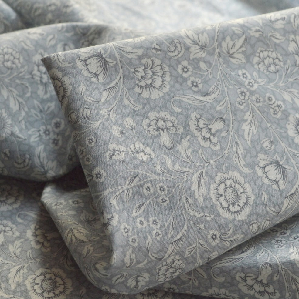 Poplin Print - Lewis - Silver