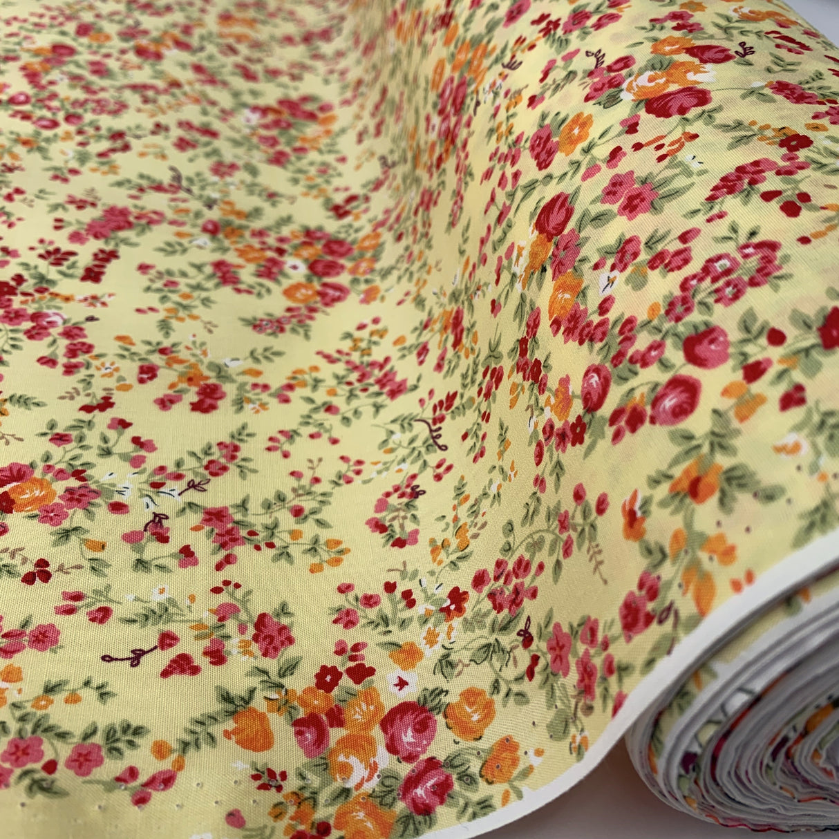 Poplin Print - Lydia - Yellow