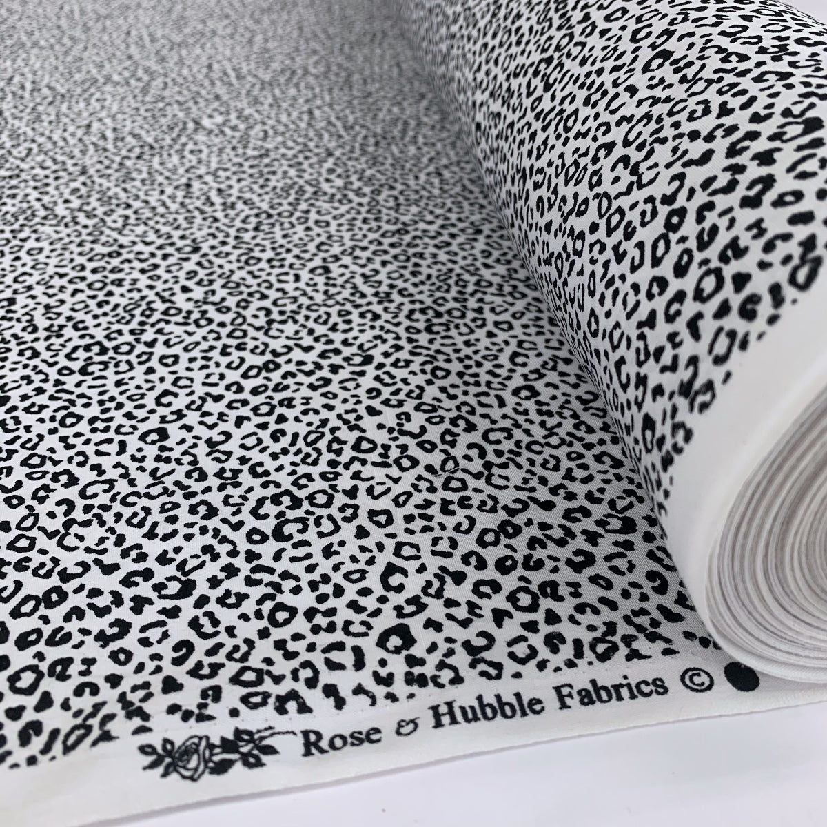 Poplin Print - Tiny Cheetah - White