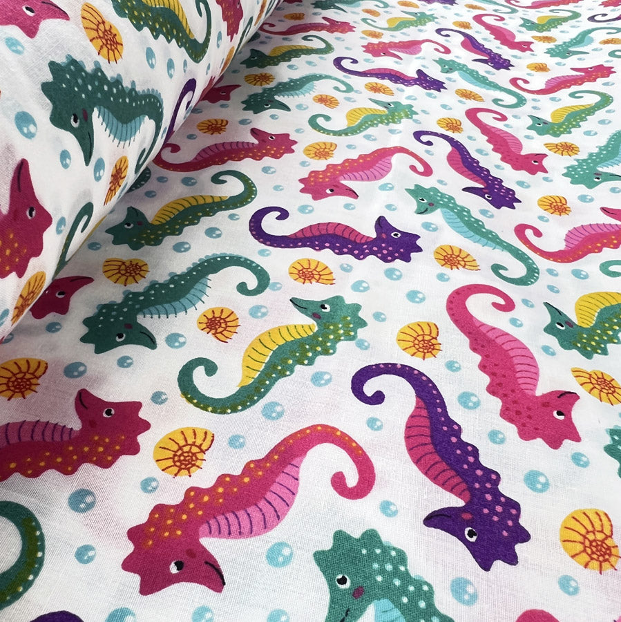 Pretty Polly - Seahorses