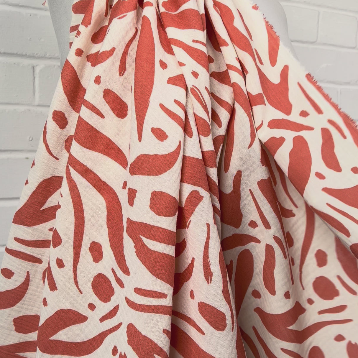 Double Gauze Peaches and Cream Cotton Dress Fabric Video