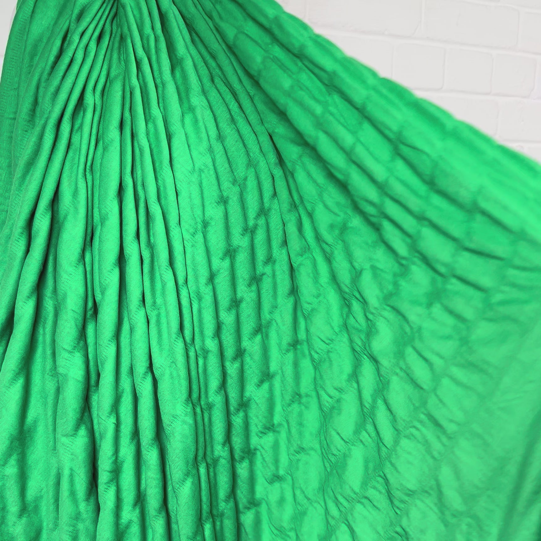 Cotton Polyester Jersey Dress Fabric Pucker Up - Green Video