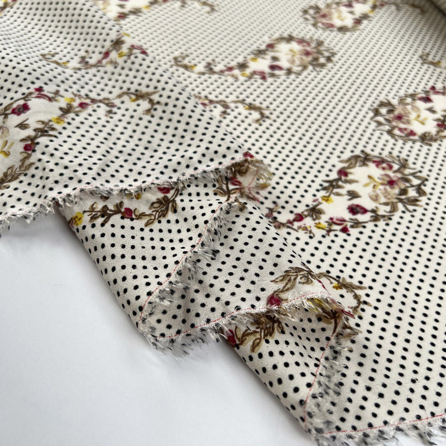 Printed Georgette Daisy Polyester Black Spot Floral Cream Paisley Dress Fabric Fold