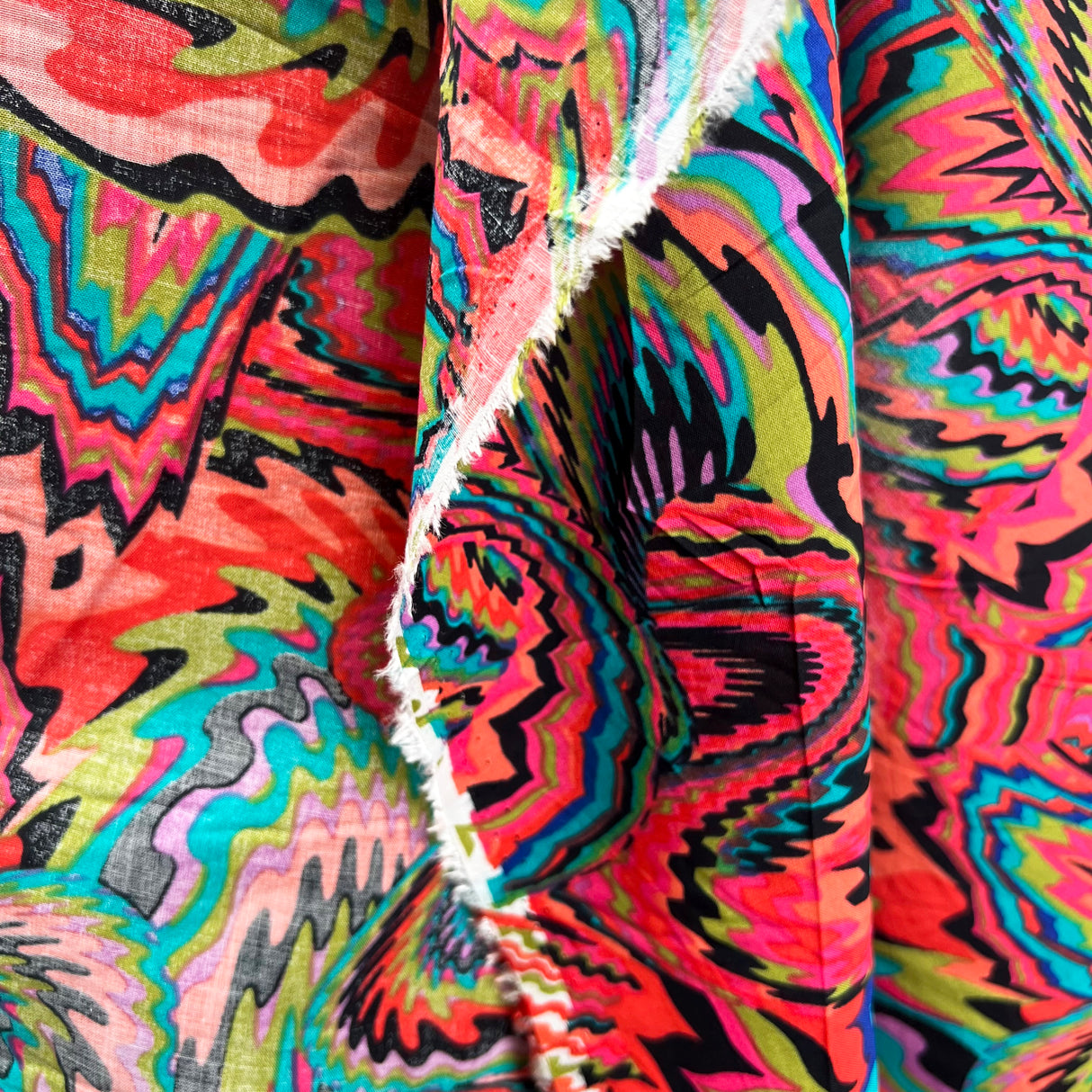 Printed Voile - Tripping - Red