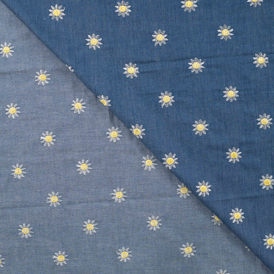 Qjutie Embroidered Floral Denim Chambray Fabric Daisy K48044 960 Fold