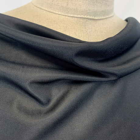 Redeem black medium weight stretch lining fabric neck