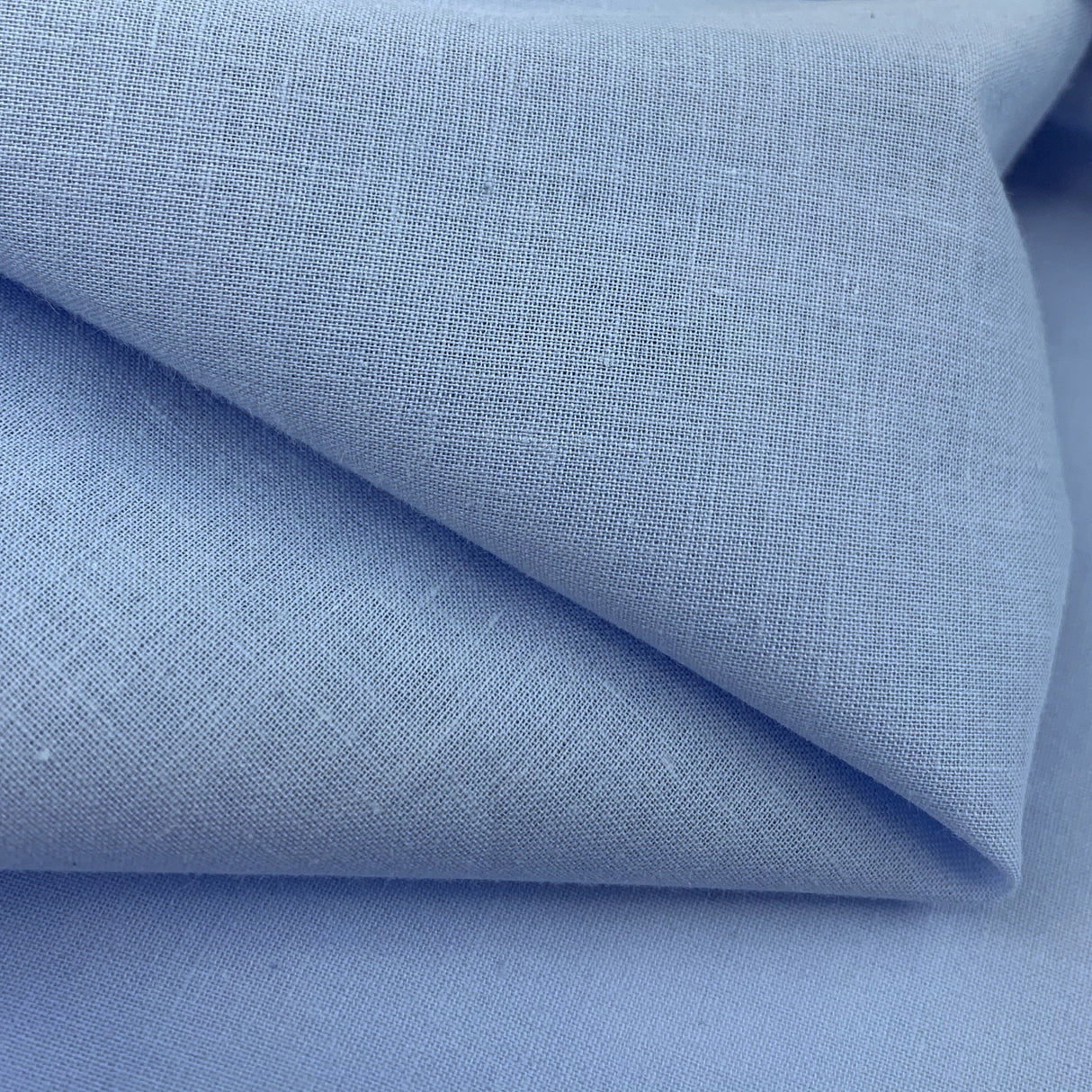 Riviera Lawn - Pale Blue