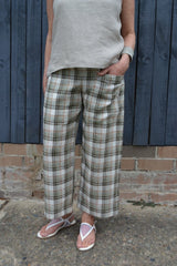 Tessuti - Robbie Pants Sewing Pattern (UK 6-16)