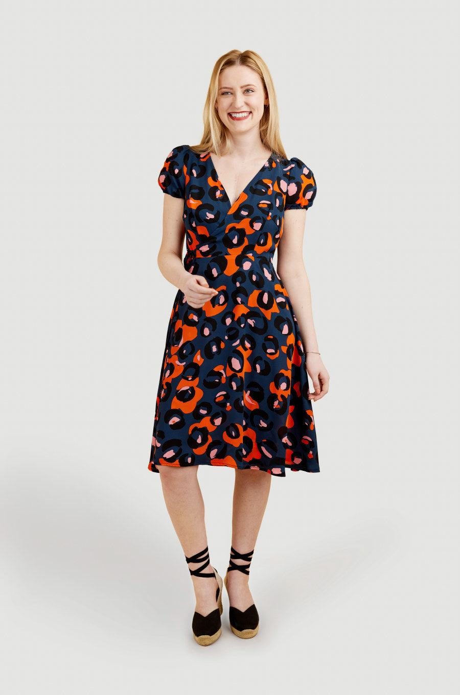 Cashmerette - Roseclair Dress Pattern (US 0-16)