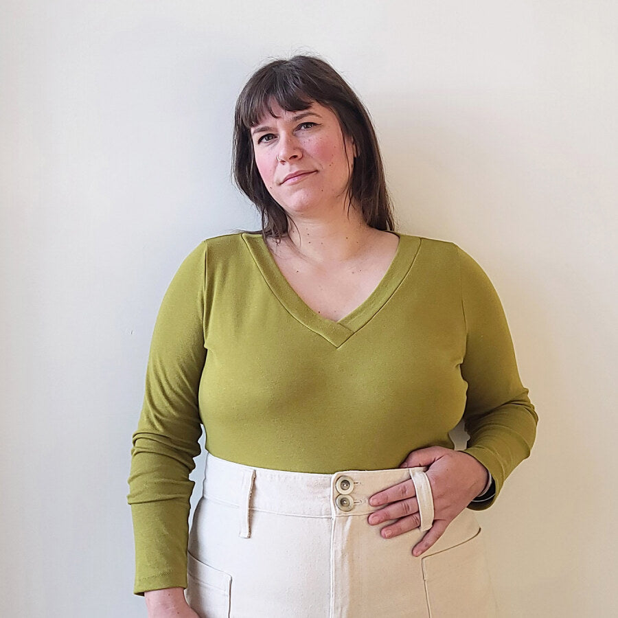 Sew House Seven - Curvy Skyline Tee Pattern (US 16-34)