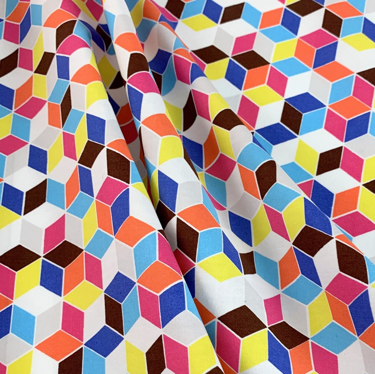 Sewing Room - Multi Cube