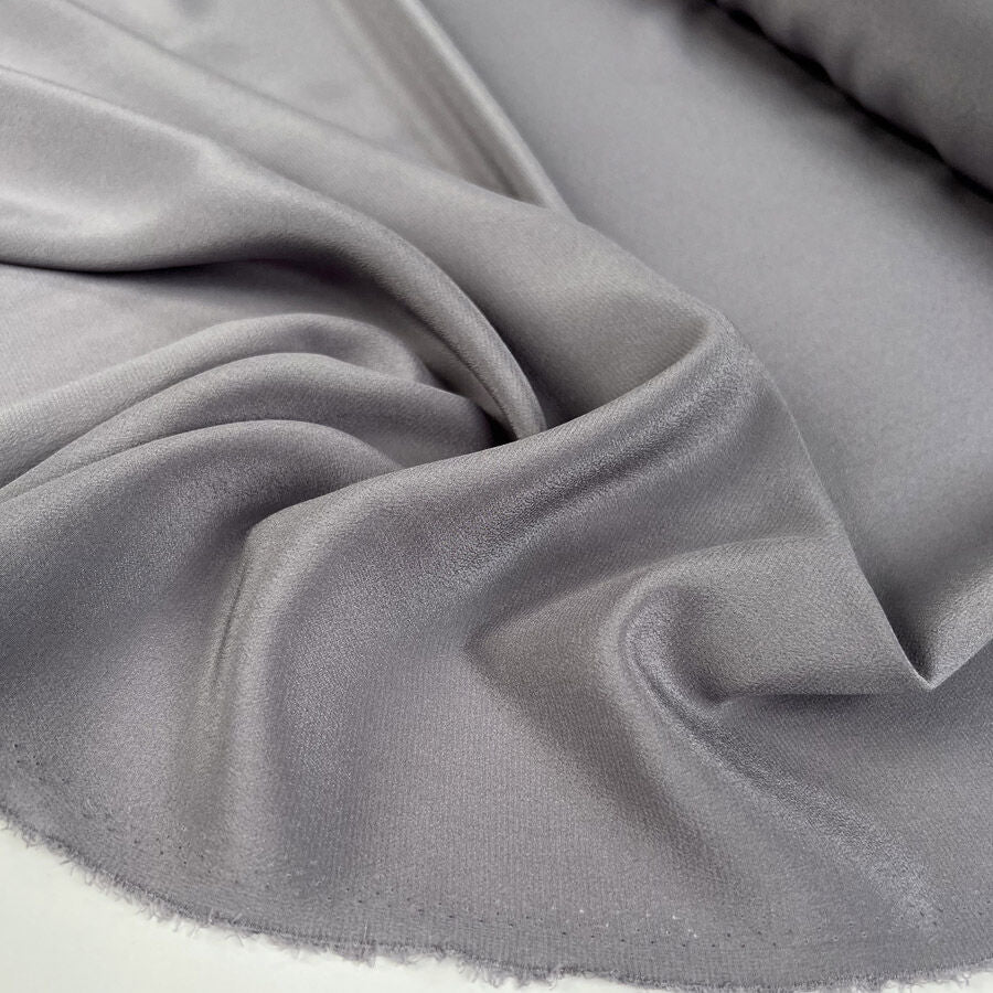 Silk Crepe de Chine - 16 Momme - Pale Grey