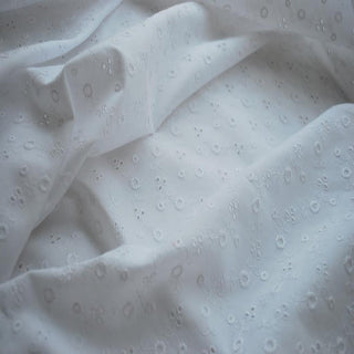 Snow White Brodierie Anglaise D