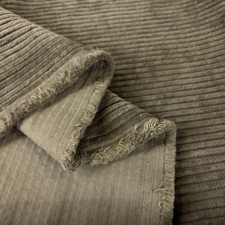 Remnant - Soft 5 Wale Corduroy - Greige (1.6m)