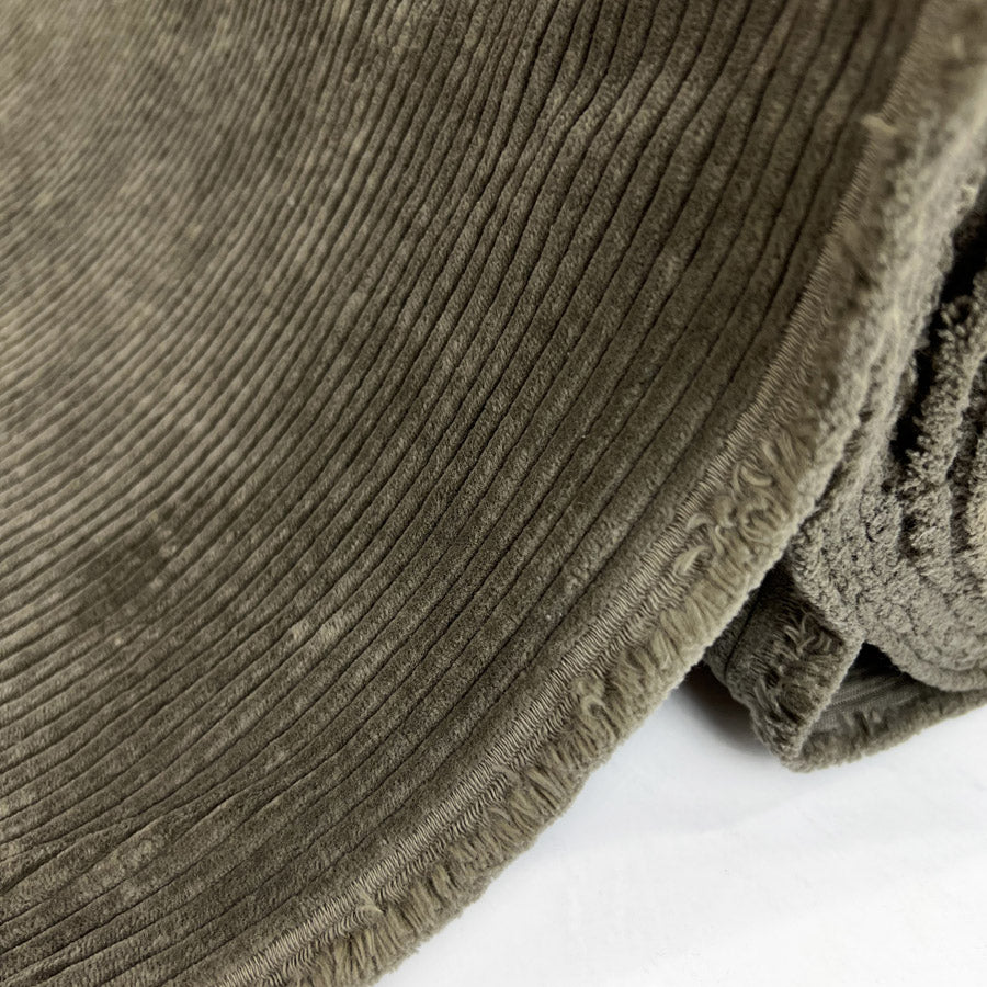 Remnant - Soft 5 Wale Corduroy - Greige (1.6m)