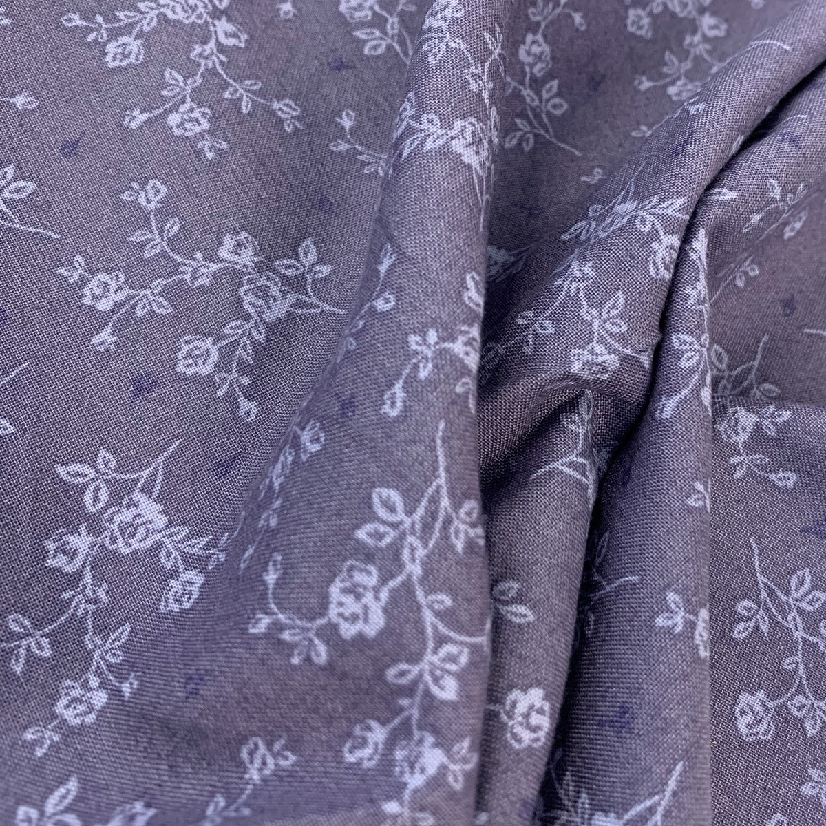 Stof Fabric - Vintage Roses - Lilac