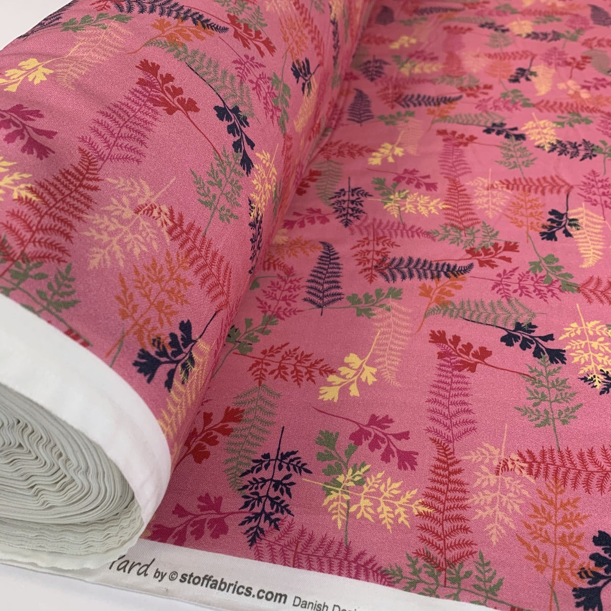 Stof Fabric - Woodland - Pink