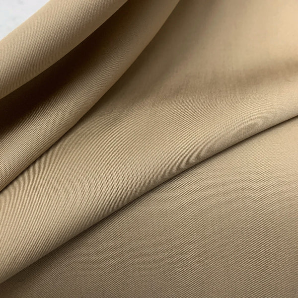 Tencel Beige Beige Gold Twill Shirting Mateirial Fold