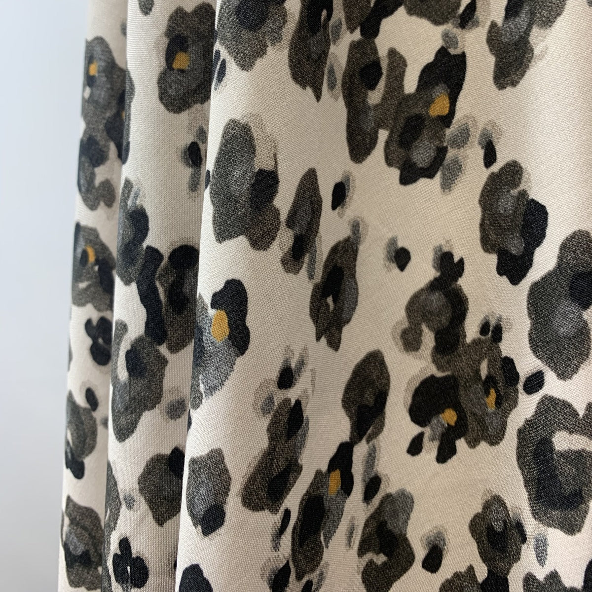 Tencel Lawn - Timeless