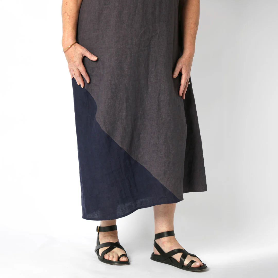 Tessuti - Aida Dress Sewing Pattern (UK 16-22)