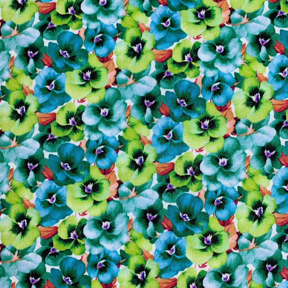 Remnant - Cotton - Pansie - Green (1.35m)