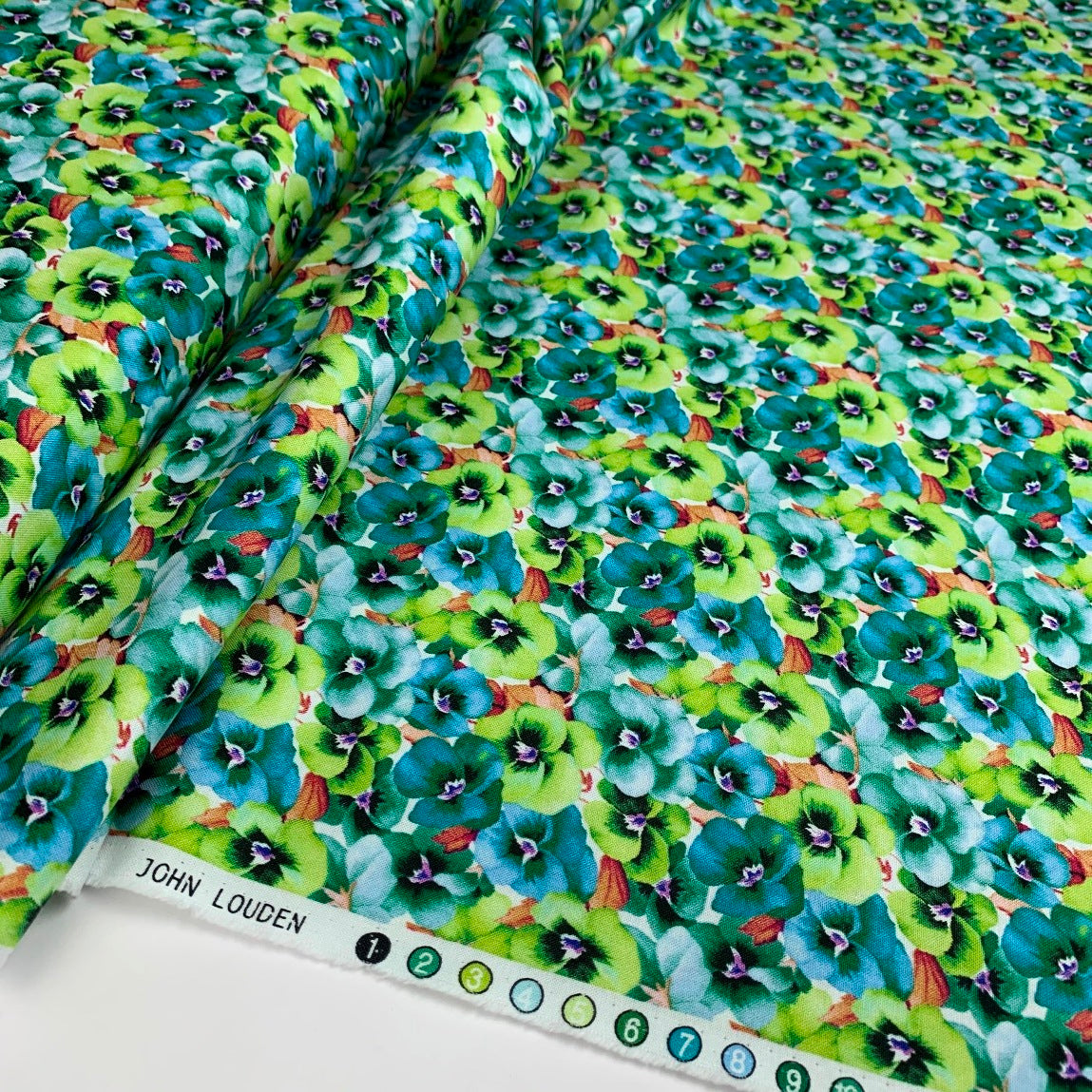 Remnant - Cotton - Pansie - Green (1.35m)