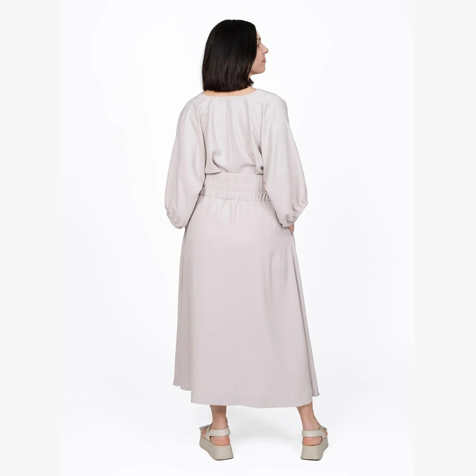 The Assembly Line - V-Neck Cuff Top Pattern