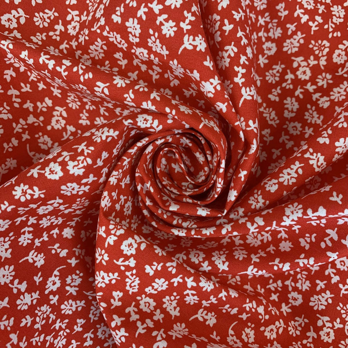 Value Poplin - Floral Sketch - Red