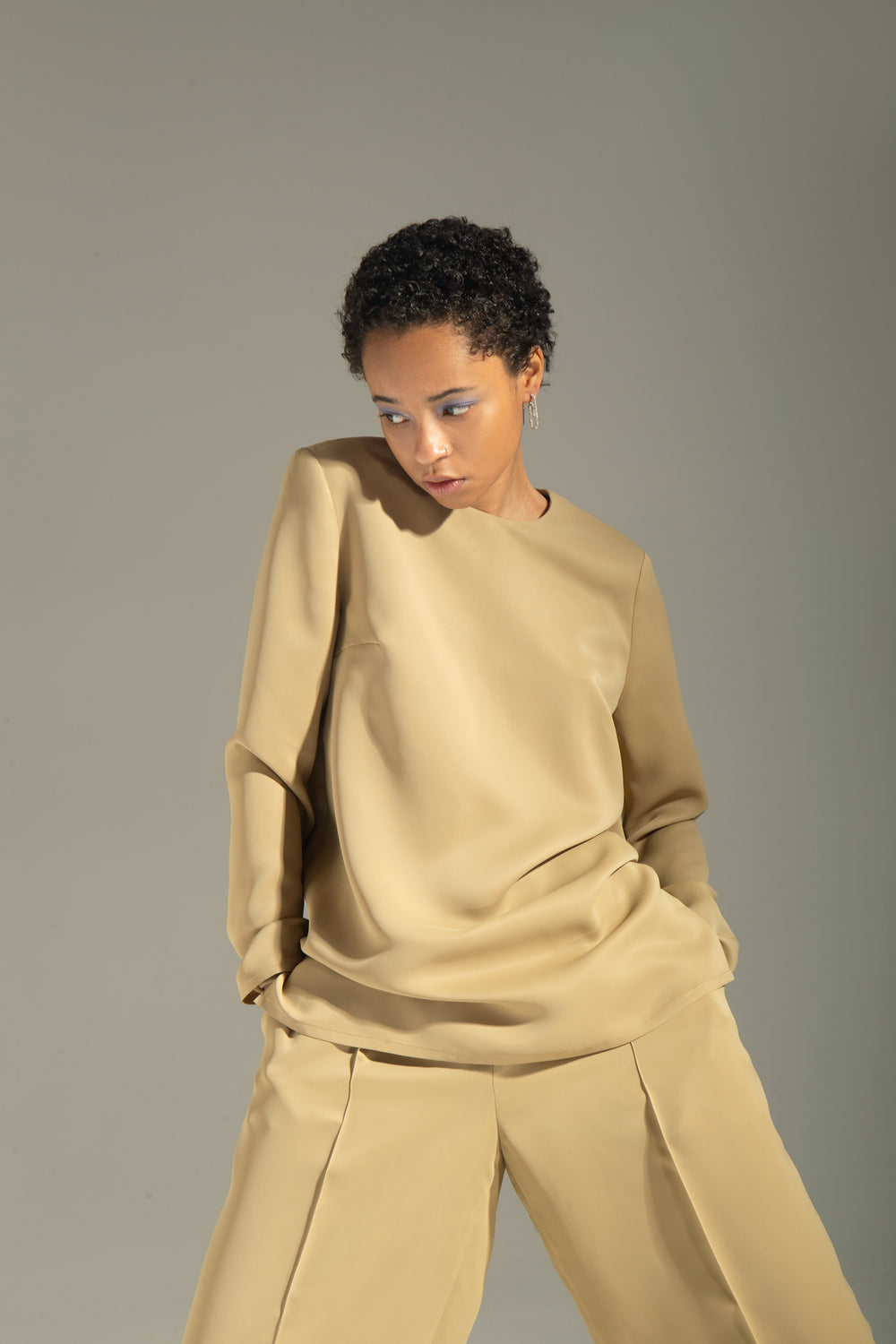 Vikisews - Demi Blouse Sewing Pattern (UK 6-24)