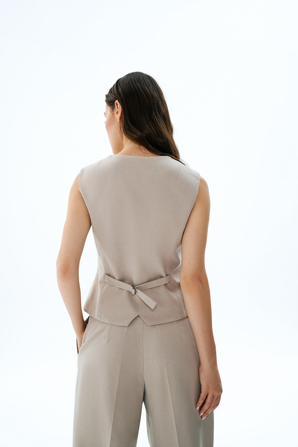 Vikisews - Liliana Vest Sewing Pattern (UK 6-18)