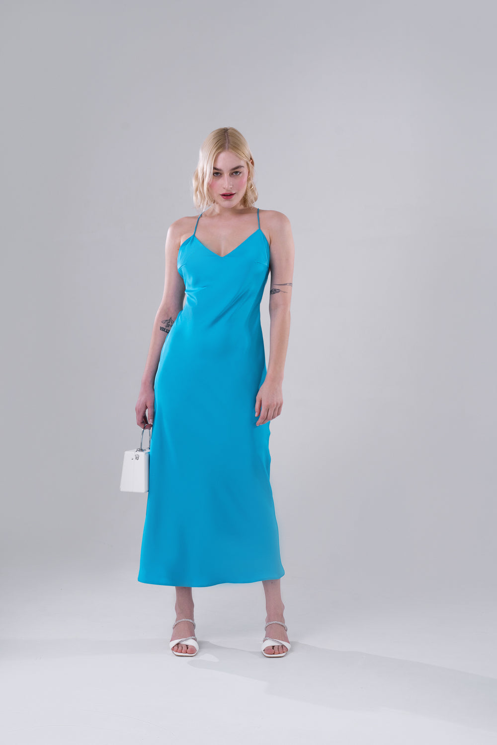 Vikisews - Lucia Dress Sewing Pattern (UK 6-24)