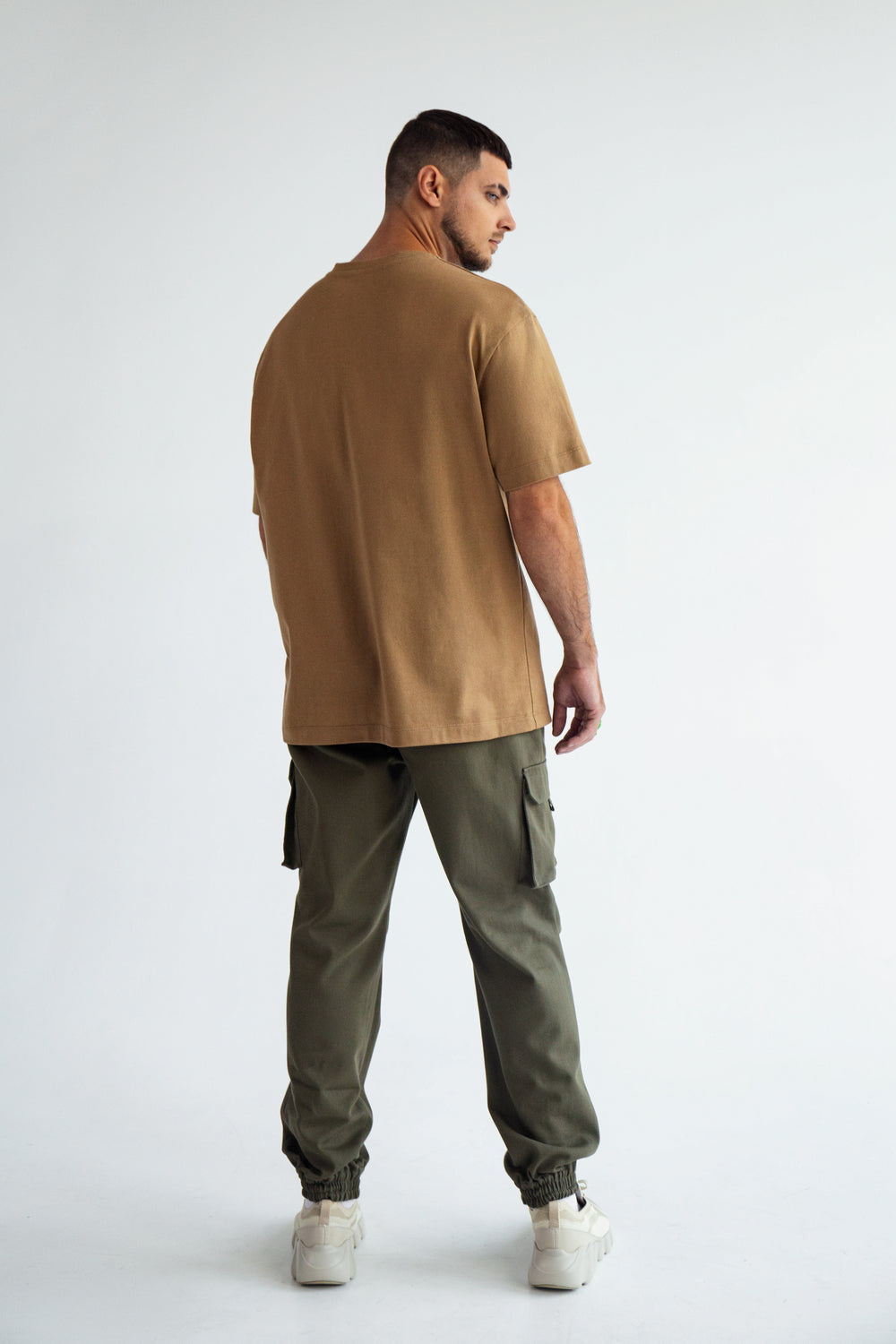 Vikisews - Men’s James Pants Sewing Pattern (UK 28-44)