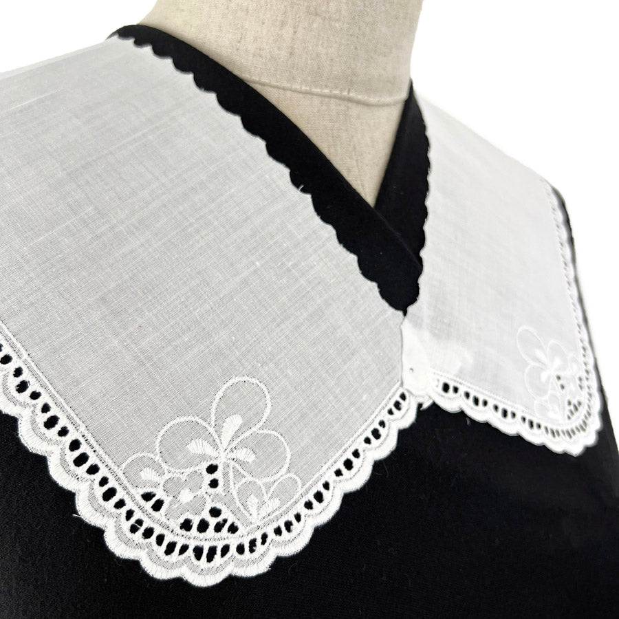 Embroidered Collar - Victoria - White