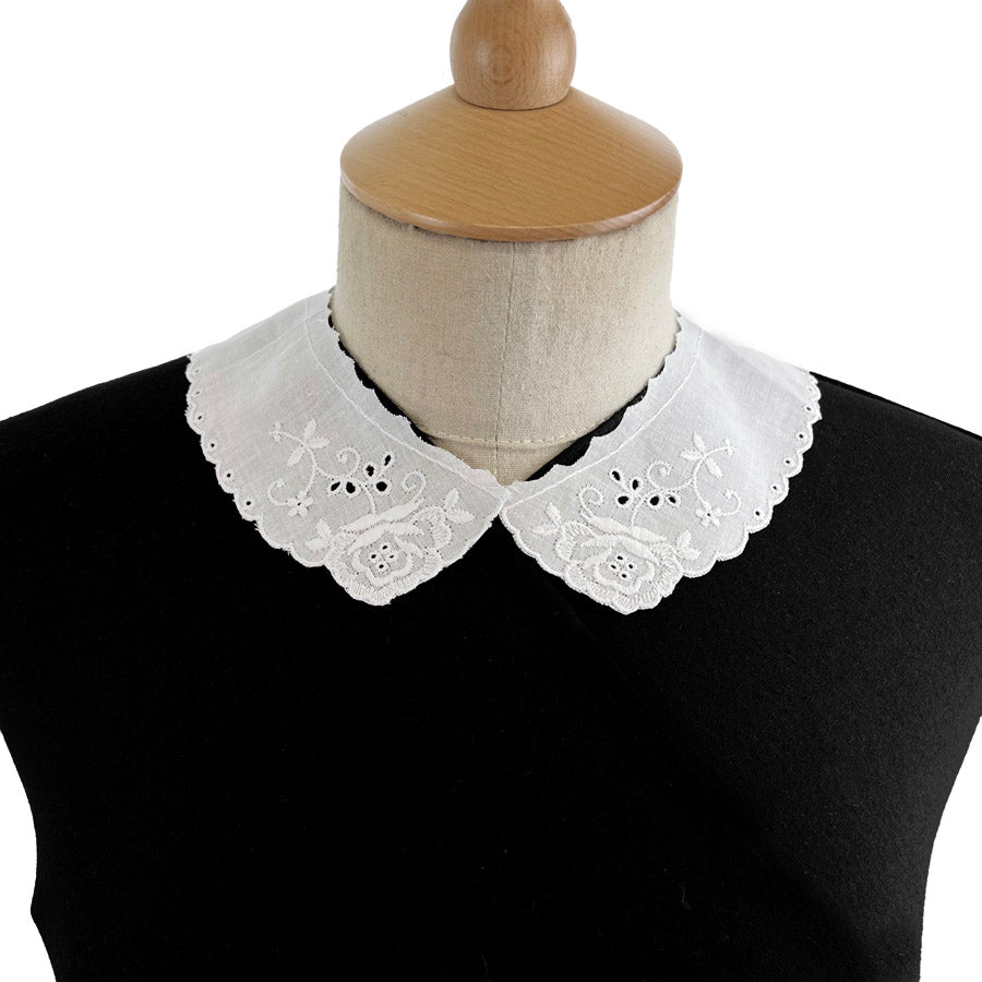 Embroidered Collar - Holly - White