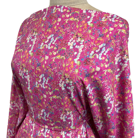 Voyage Hedgerow Fuchia Ness Poplin Cotton Dress Fabric Side