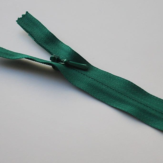 YKK - Concealed Invisible Zip - Jade (9")