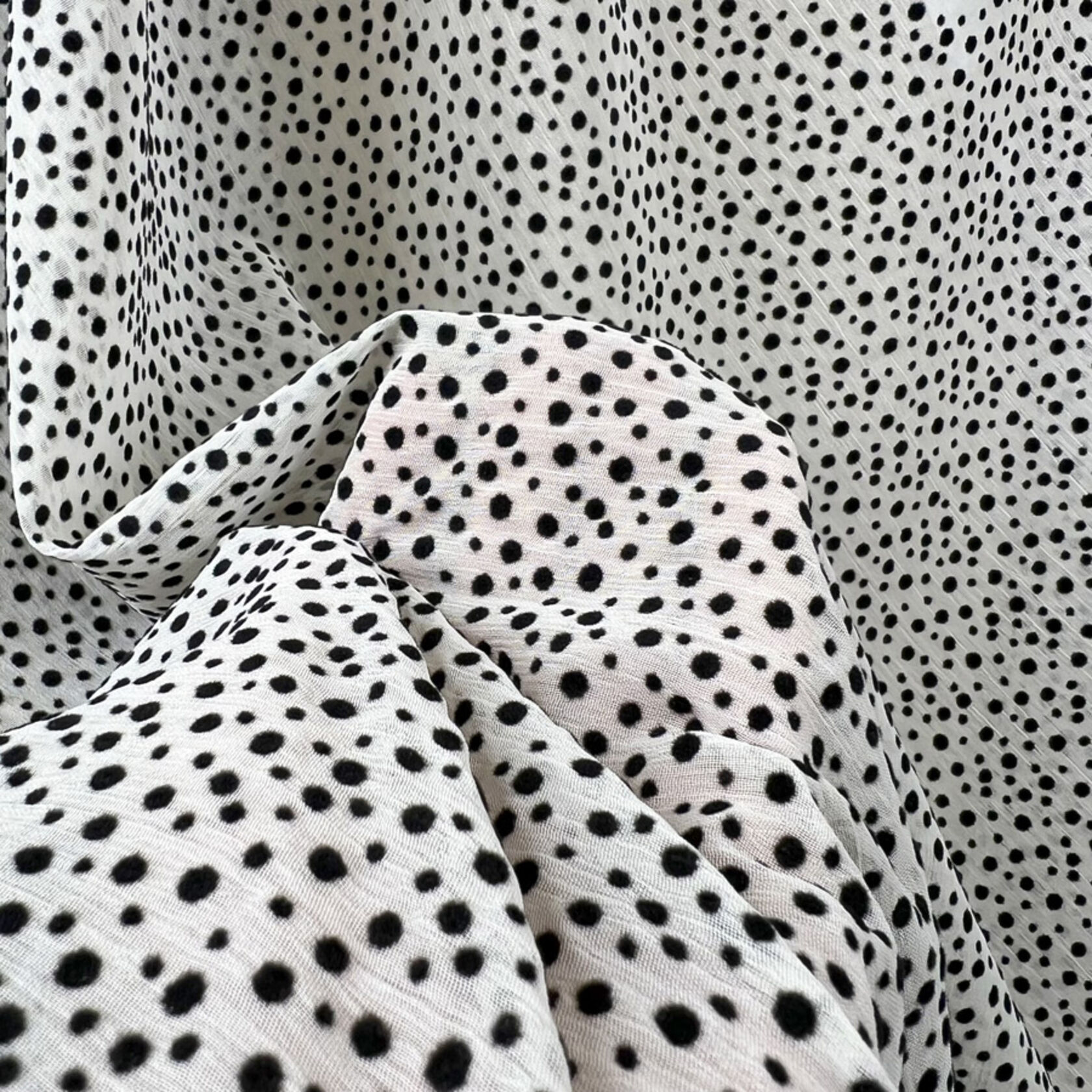 Chiffon dress shop fabric online