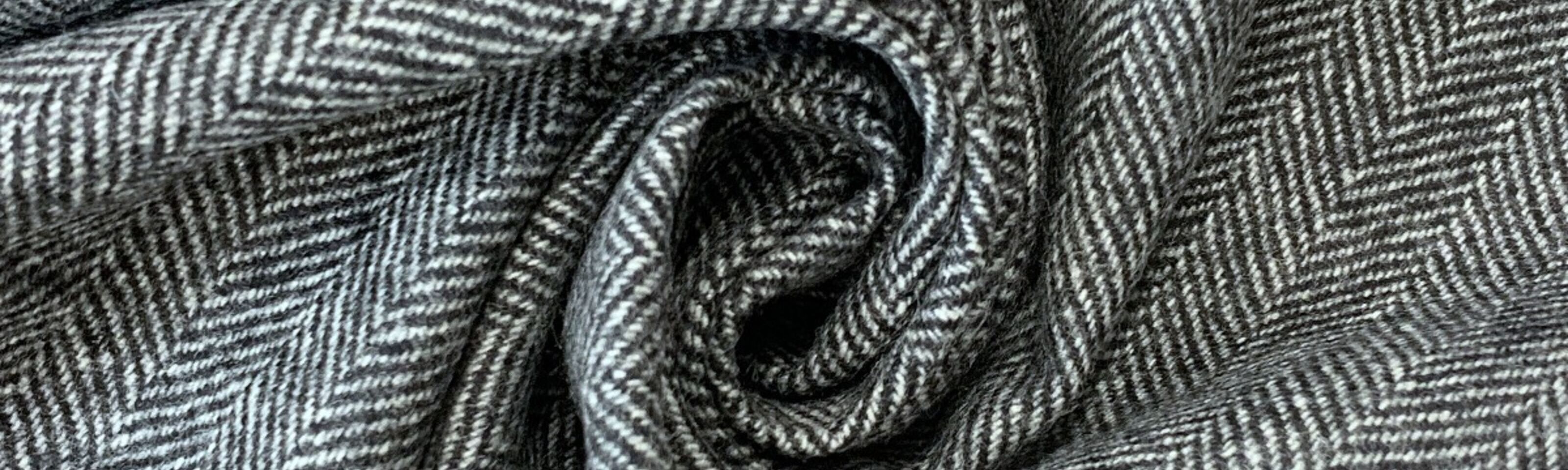 Great & British - Grey - Wool Fabric Herringbone - Swirl