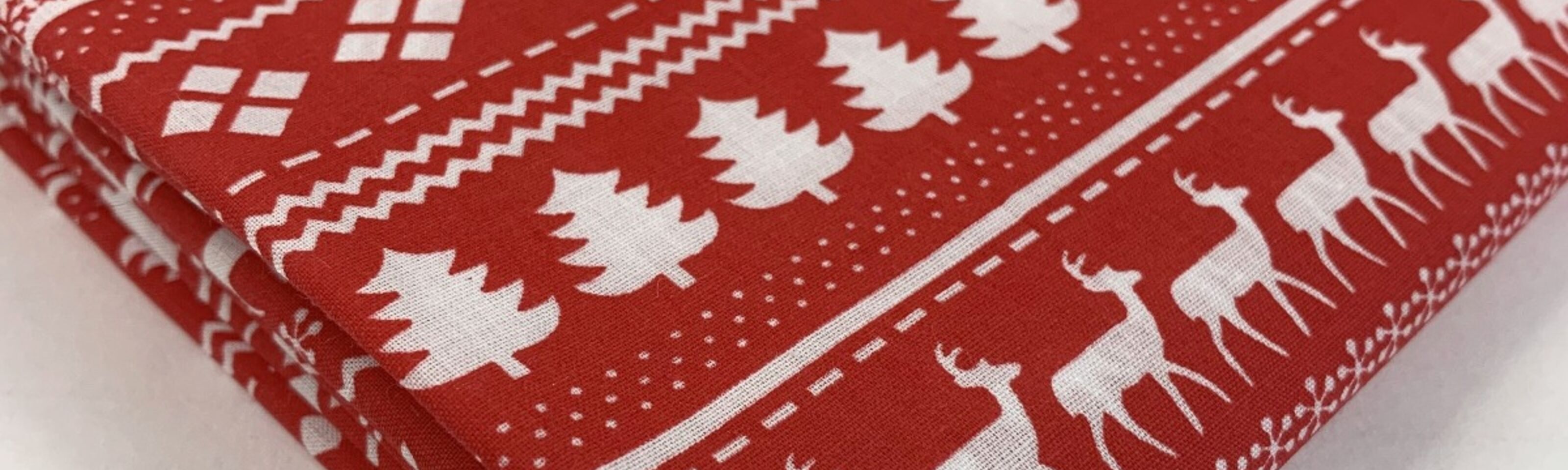 Christmas PolyCotton - Good Tidings - Christmas Tree, Snowflake, Reindeer White - Fold