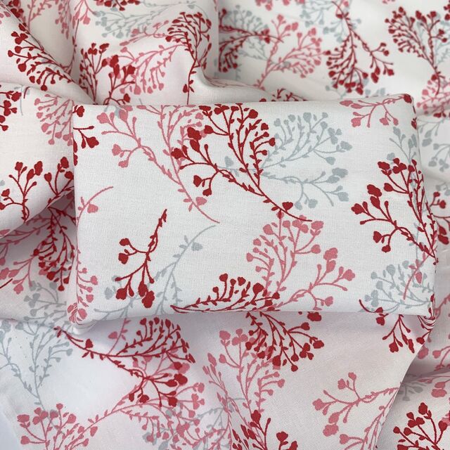 Sewing Room - Ivy - Red