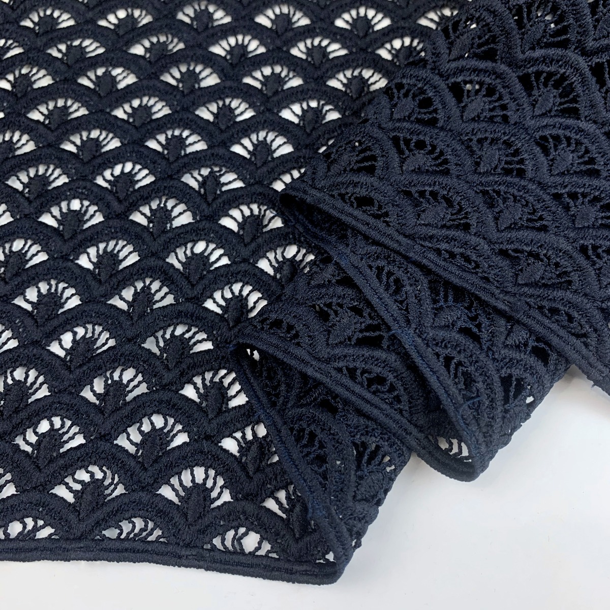Dark Navy Geometric Guipure Lace Fabric for Special Occasions