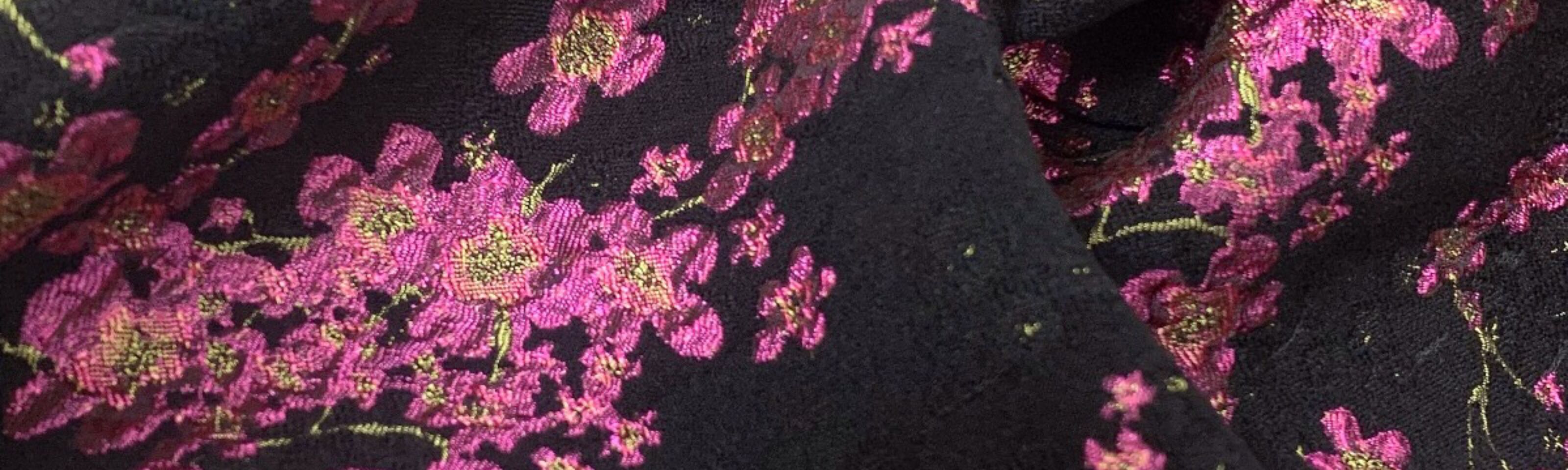 Lady Mary - Polyester Polyamide Jacquard Brocade Dress Fabric Black Pink Gold Floral - Fold