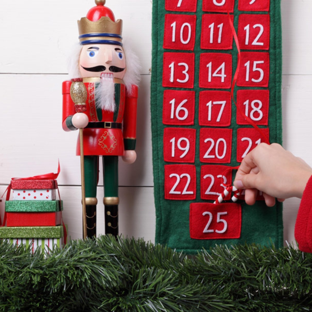 Fabric_Advent_wall_calender
