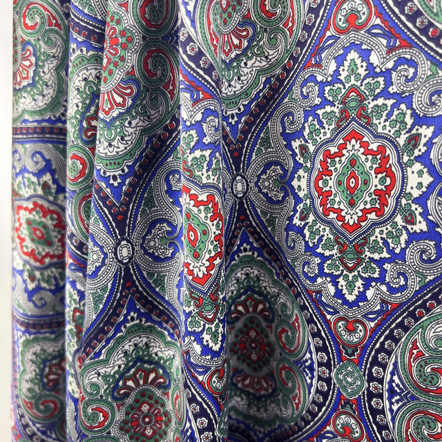 Silk_Fabric_Blue_Green_Red_Floral_Paisley_Diamond_Bohemian_Silk_Hang